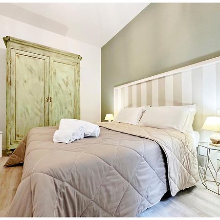 Апартаменты Real Italian Estate - Maps Генуя Экстерьер фото